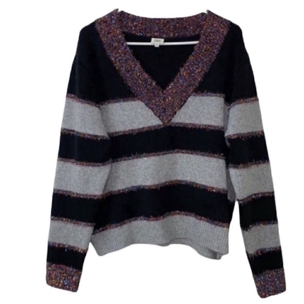 True Craft Stripe Purple and Gray V-neck Sweater(Size Medium)